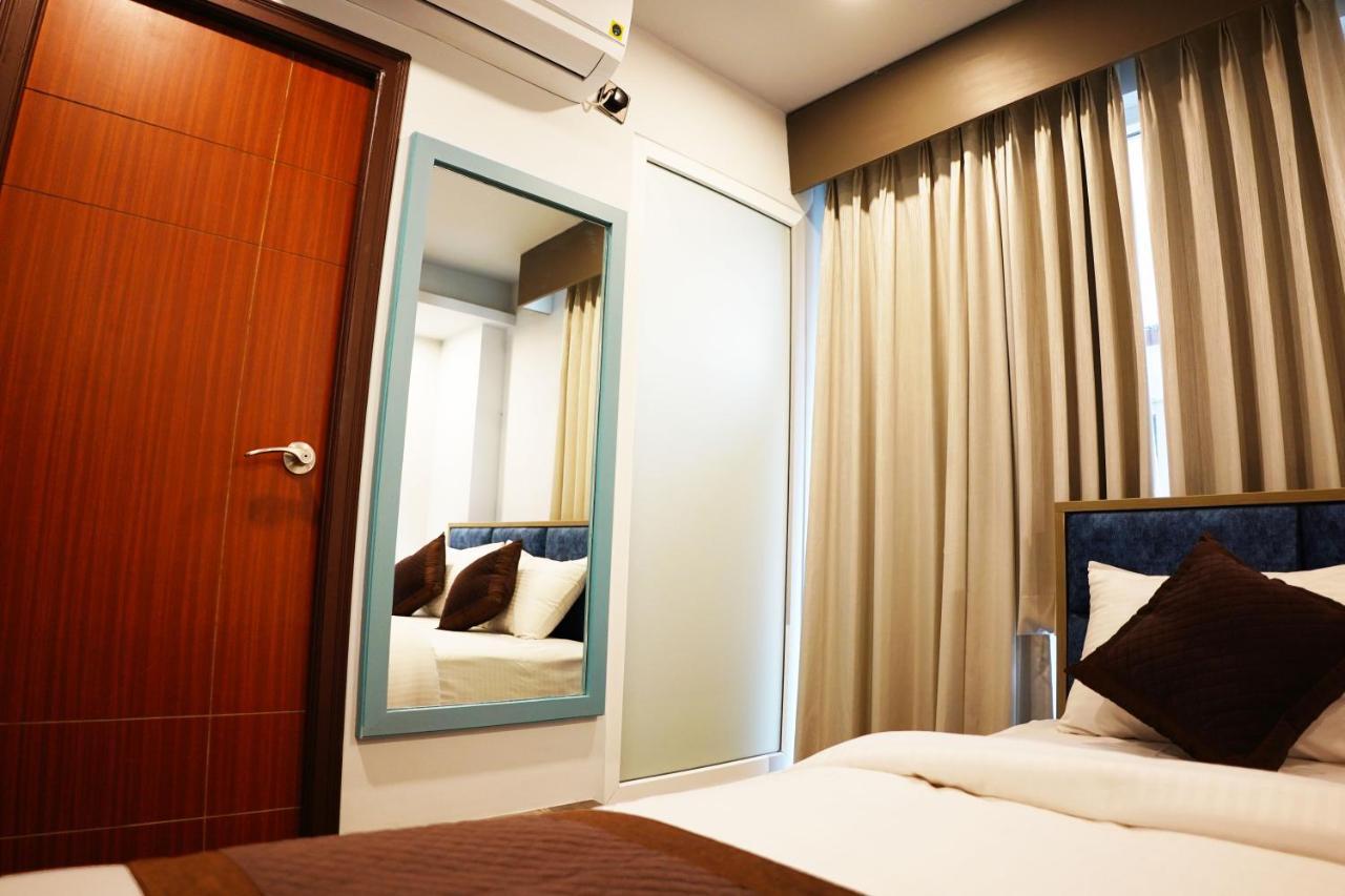 Dream Hotel - Richmond Bangalore Esterno foto