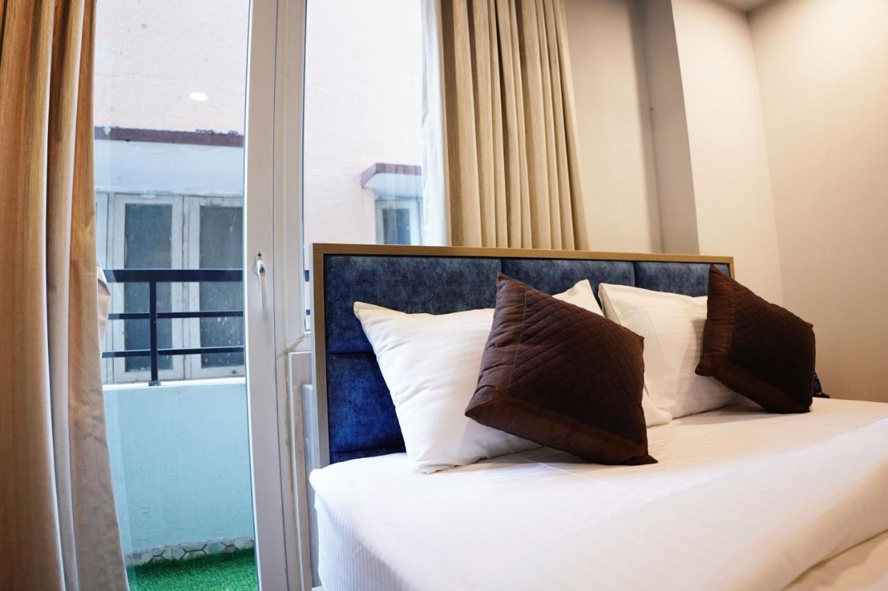 Dream Hotel - Richmond Bangalore Esterno foto